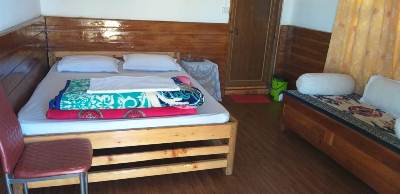 Standard Triple Bed