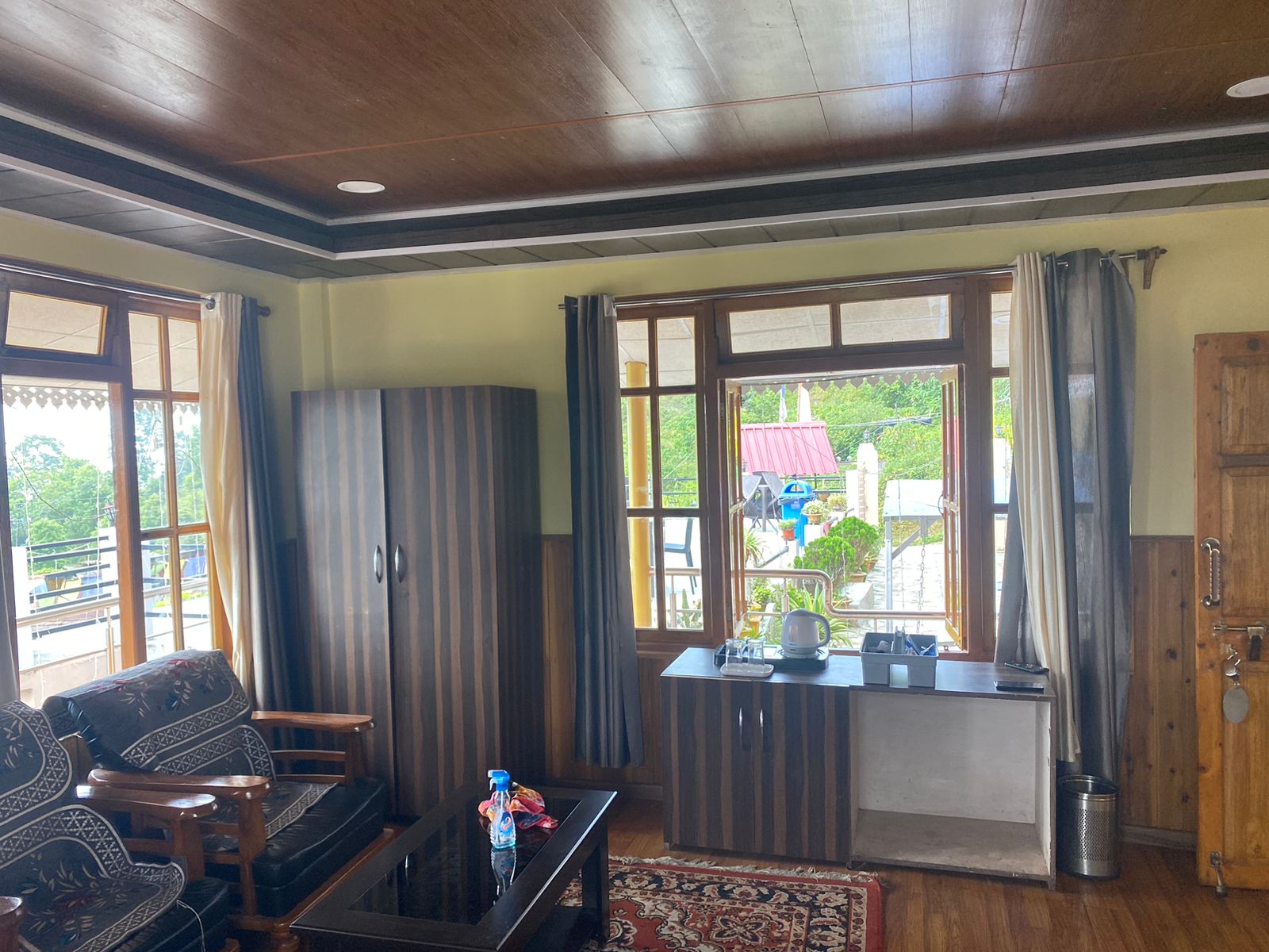 Super Deluxe Four Bed