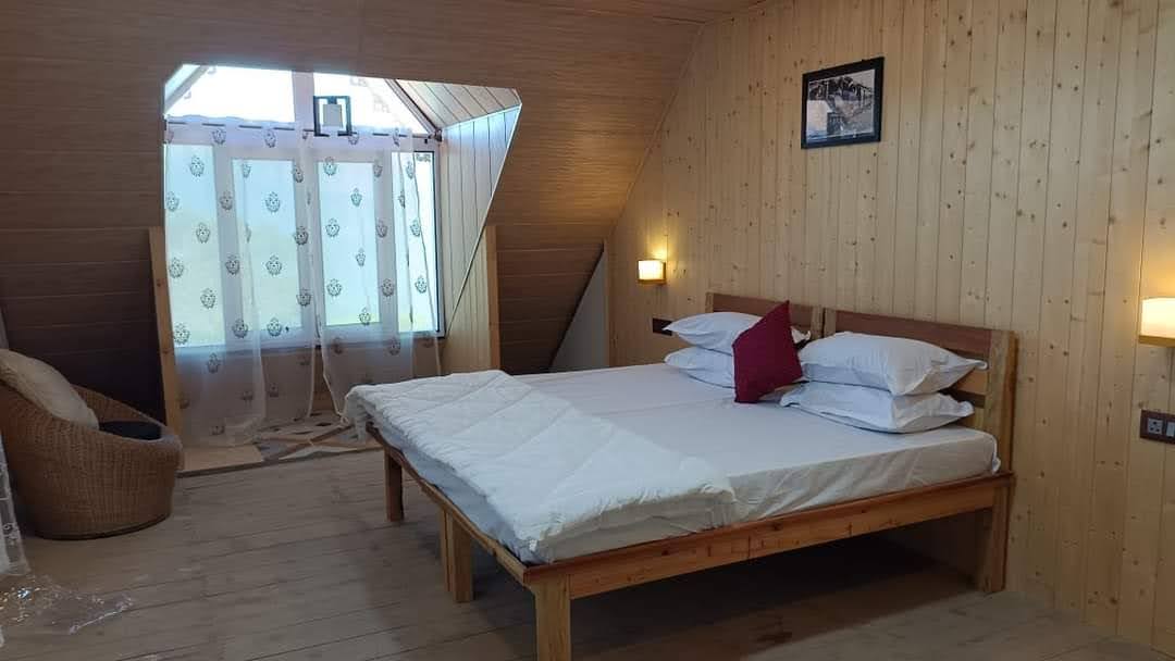Standard Double Bed