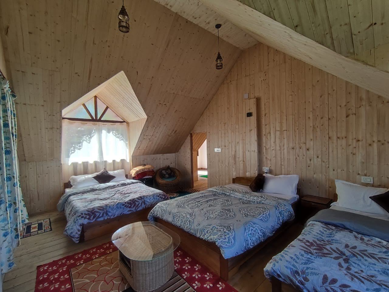 Deluxe Room (Six Bed)