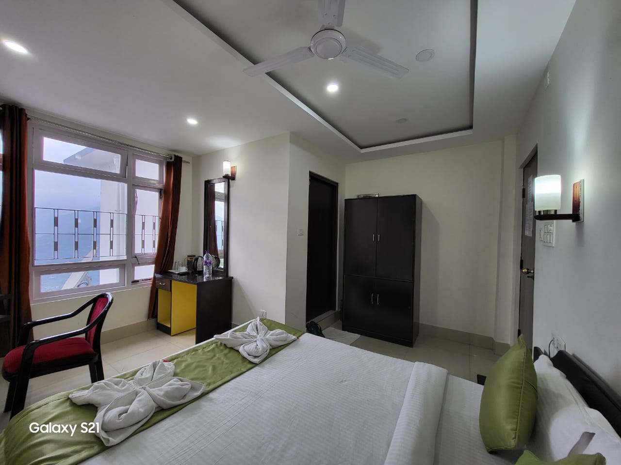 Deluxe Double Bed