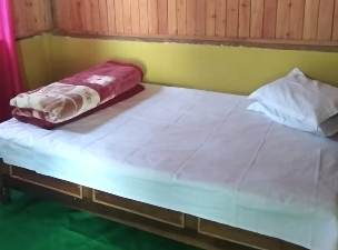 Standard Single Bed