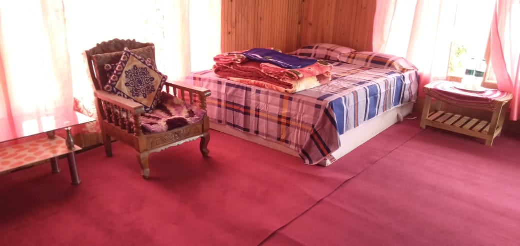 Delux four bed