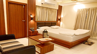 AC Deluxe Double Bed