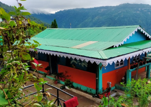 Ahan Homestay in Dawaipani